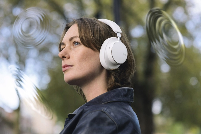 AKG N9 Hybrid ANC Wireless Headphones White 