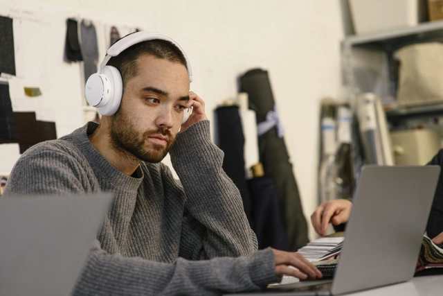 AKG N9 Hybrid ANC Wireless Headphones White 