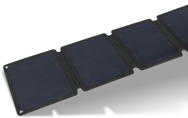 Aqiila Sunbird P21 21W Solar charger 