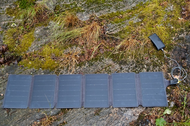 Aqiila Sunbird P56 56W Solar charger 