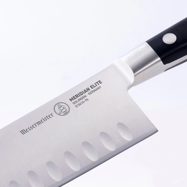 Messermeister Meridian Elite 18 cm Kullenschliff Santoku 